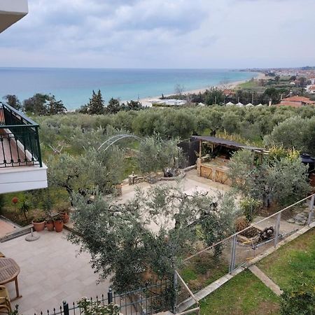 Cozy Apartment Fantastic View Nea Moudania Exterior photo